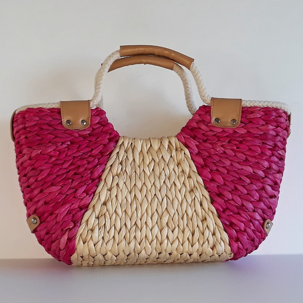 pink and natural woven cornhusk colorblock tote